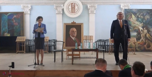 VIDEO // Parlamentarii de pe ambele maluri ale Prutului optează pentru UNIREA R. Moldova cu România: „Să nu ne temem și să mergem până la capăt, să încetăm să mai spunem că nu este momentul”. „A venit un timp de a ne situa și noi deasupra vremurilor”