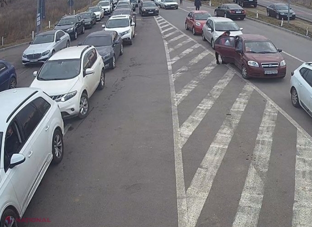 Refugiații ucraineni continuă să sosească în R. Moldova. Automobilele vor putea intra fără CARTE VERDE. Coadă de circa 8 km la punctul de trecere a frontierei Palanca – Maiaki-Udobnoe. Primii REFUGIAȚI au fost cazați la Centrul „Moldexpo”