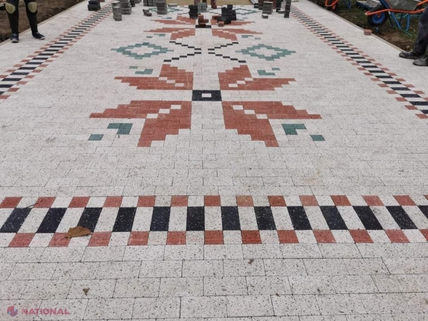 FOTO // Covor NAȚIONAL pe o alee din Chișinău, cu sprijinul TIKA