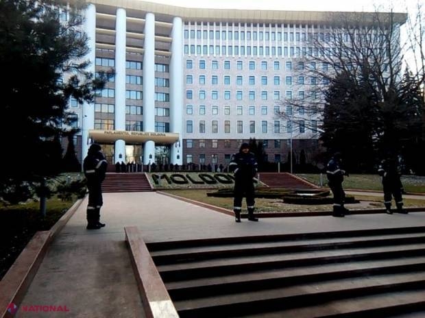 Parlamentul, Președinția și Guvernul, cele mai CORUPTE instituții din R. Moldova, potrivit Barometrului Global al Corupției