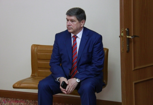 Un deputat socialist anunță RECHEMAREA Ambasadorului R. Moldova de la Moscova, după cazul de contrabandă cu anabolizante depistate în microbuzul acestei misiuni diplomatice: Precizările MAEIE