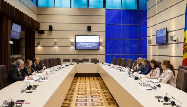 Igor Grosu, discuție cu membrii Comisiei de la Veneția: „Cu un război al Rusiei în Ucraina, cu peste jumătate de milion de ucraineni care ne-au traversat republica, datoria noastră a fost să intervenim legislativ pentru a opri propaganda”