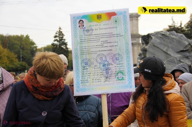 Vești bune pentru deținătorii de PATENTE de întreprinzător. Statul ar putea să le acorde ajutor de ȘOMAJ pentru perioada stării de urgență, când a fost sistată activitatea piețelor