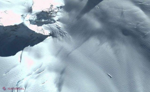 FOTO // Se uita pe Google Earth la o insulă din Antarctica când i-a atras atenţia ceva BIZAR. A făcut imediat o captură de ecran, iar postarea lui s-a viralizat. „Daţi share mai departe, înainte să muşamalizeze totul!” 