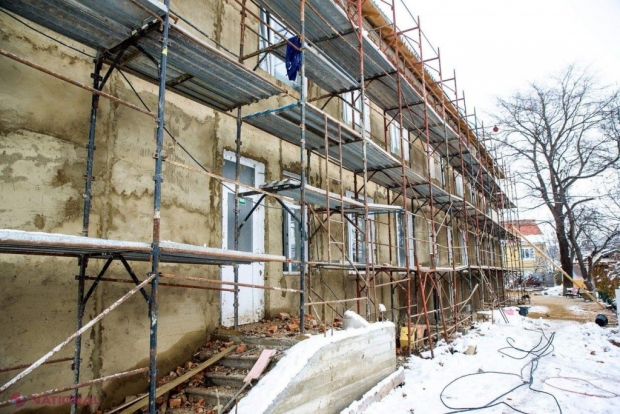 FOTO // La Orhei se lucrează non-stop pentru MODERNIZAREA capitală a primei grădinițe din municipiu