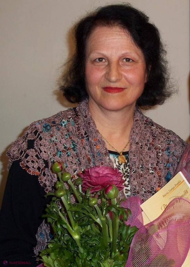 Ca să-și aline dorul de casă, a început să scrie poezii și deja a editat o carte