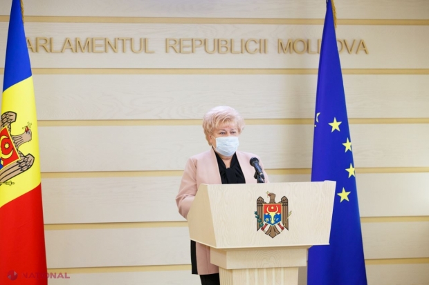 Statul ar putea să cumpere în AVANS producția agricolă de la fermierii care nu au unde să o vândă. Apostolova: „Guvernul să înființeze o întreprindere de stat, care va fi responsabilă de achiziția producției de la fermierii noștri”