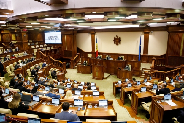 DOC // Guvernarea ÎNĂSPREȘTE pedepsele pentru răspândirea DEZINFORMĂRII. SIS va BLOCA orice site sau canal de Telegram, care promovează informații provenite de la „statele aflate în conflicte militare și sunt recunoscute drept agresor”
