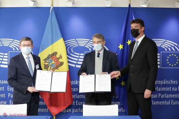 VIDEO // Memorandum, în PREMIERĂ, pentru R. Moldova, semnat de Igor Grosu la Bruxelles: „Acest document vine să susțină agenda trasată la Chișinău - de consolidare a cursului de integrare europeană și apropiere de UE”