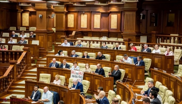 Încă o MOȚIUNE de la socialiști: Capul cărui ministru din Guvernul Gavrilița îl cer
