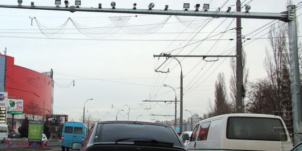 Șoferii din Chișinău au plătit în 2019 amenzi de 14 MILIOANE de lei pentru încălcările înregistrate de camerele video instalate pe străzi: Suma reprezintă doar 25% din numărul total al încălcătilor procesate