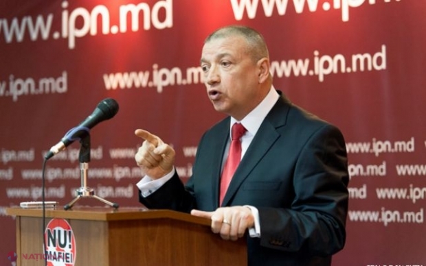 Candidații Blocului „ACUM” sunt îndemnați să nu-și RIDICE mandatele de deputat