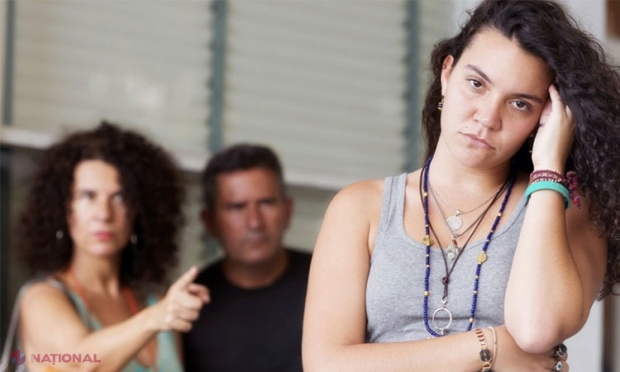 Educația ADOLESCENȚILOR: între condamnare și permisivitate