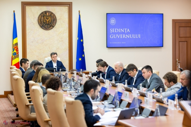 Procesul de gestionare a serviciilor publice de alimentare cu apă și de canalizare va fi îmbunătățit. ANRE va stabili tarifele la apă/canalizare și în localitățile mai mici
