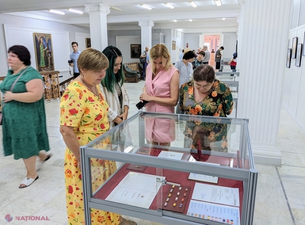 FOTO // Distincțiile de stat au ajuns la MUZEU: Cine le-a creat și câte ordine și medalii există în R. Moldova 