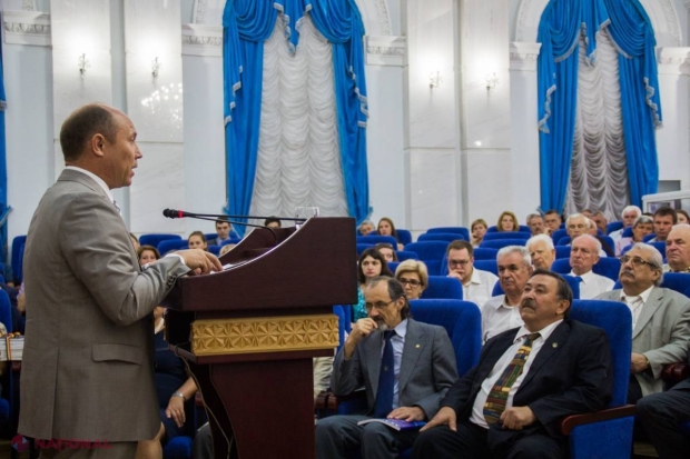 Valeriu Streleț: „Cetățenii trebuiesc motivați să vorbească limba română”
