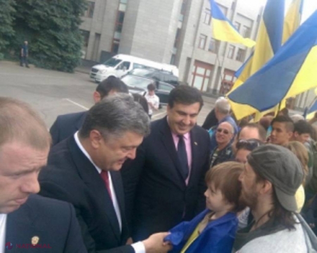 Poroșenko a vorbit în ROMÂNĂ la ceremonia de prezentare a lui Saakașvili. Ce indicații i-a dat președintele ucrainean?