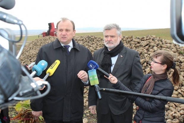 Producătorii de zahăr, chemați de URGENȚĂ la Ministerul Agriculturii! „Ar fi mare PĂCAT”