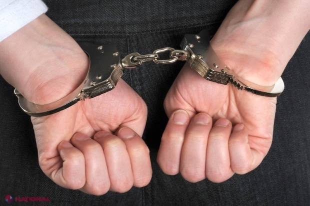 Grup criminal, condus din închisoare: Ce i-a făcut unei femei din Sângerei