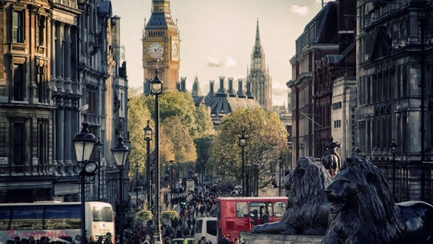 ALERTĂ de GRADUL ZERO la Londra. Poliţia INTERVINE în forţă. O femeie a fost ÎMPUŞCATĂ! 