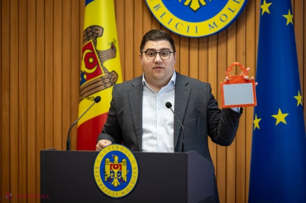 VIDEO // Daniel Vodă, DEDICAȚIE muzicală pentru Peskov și Zaharova, care s-au arătat preocupați de corectitudinea scrutinului prezidențial: „Să asculte piesa „Sus pe malul Nistrului”... Noi ne-am obișnuit că oglinda voastră e STRÂMBĂ”