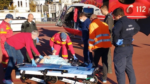 Un bărbat din R. Moldova, desfigurat într-un accident rutier, adus de urgență cu un elicopter SMURD de la Iași de la Șoldănești la Chișinău