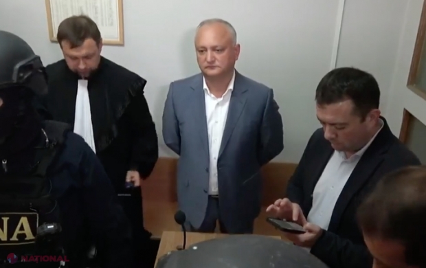 Dodon continuă să EXPLOATEZE imaginea mamei sale ca să LOVEASCĂ în Maia Sandu. Șefa statului a CONDAMNAT umilirea Galinei Dodon, dar pentru socialist nu a fost suficient. „Banda Maiei Sandu a organizat totul, ea nu are sentimente”