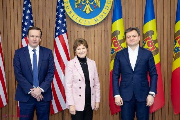 Senatorii americani Jeanne Shaheen și Chris Murphy, preocupați de amploarea PROPAGANDEI rusești din R. Moldova