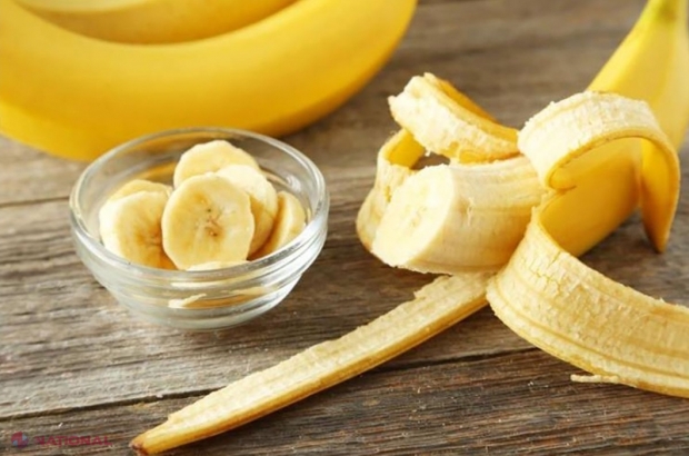 Banană pe stomacul gol: ce se întâmplă cu corpul tău când mănânci banane primul lucru dimineața?