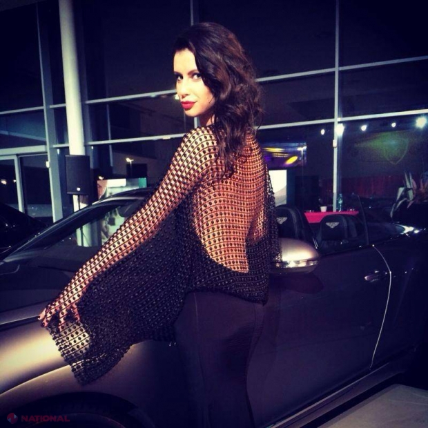 FOTO // Natalia Barbu, felicitare pentru soțul său de pe străzile New York-ului