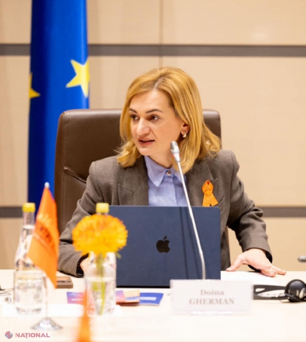 Douăzeci și două de femei, ucise în acest an în R. Moldova, iar alte peste 5 220 au solicitat ajutorul autorităților. Doina Gherman: „Nicio scuză pentru violență împotriva femeilor și fetelor în familie, în spațiul online, la muncă sau în public”