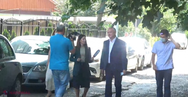 VIDEO // Igor Dodon spune că a votat pentru VIITOR și pentru cei care „au grijă” de R. Moldova, dar și-a trimis fiul la studii peste hotare: „Vladislav, știi cât de provocatoare sunt fetele acestea…”