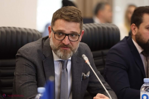 Ambasadorul României la Chișinău FELICITĂ cetățenii R. Moldova și autoritățile proeuropene, după ce Comisia Europeană a recomandat deschiderea negocierilor de ADERARE la UE