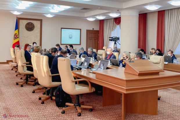 Noi NUMIRI la Guvern, după organizarea CONCURSURILOR pentru suplinirea funcției de secretar general în mai multe ministere