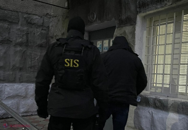 SIS a deconspirat o nouă GRUPARE care facilita intrarea ilegală în R. Moldova a bărbaților din Ucraina. Ucrainenii plăteau 3 000 dolari pentru aceste „servicii”
