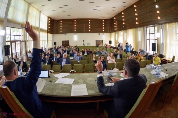 Roman Iagupov de la Zdob şi Zdub şi fraţii Advahov au devenit cetăţeni de ONOARE ai judeţului Iaşi: „Prin piesa „Trenuleţul”, artiştii au promovat legătura puternică între România şi Republica Moldova”