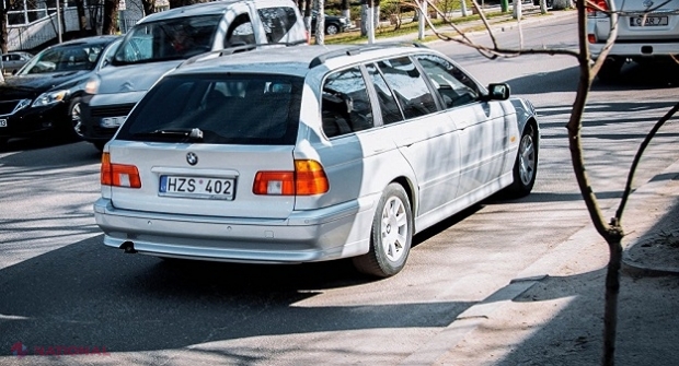 LEGE // Autovehiculele neînmatriculate în Republica Moldova vor achita vinieta la intrarea în republică: Taxe MICȘORATE