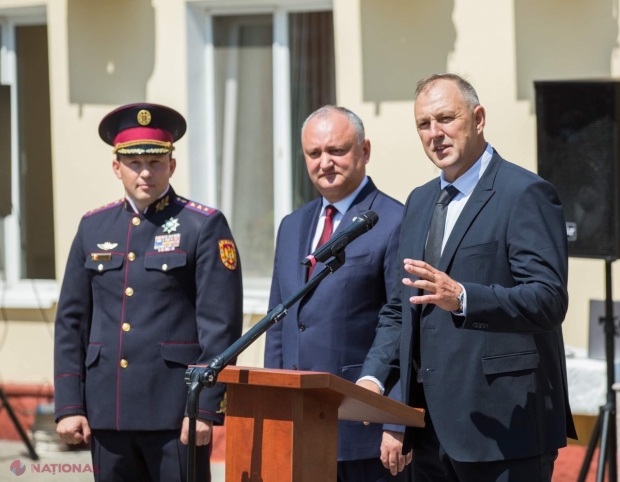 DOC // Doi deputați încearcă să CONTRACAREZE inițiativa lui Dodon, prin care SPPS ar putea primi „împuternici NELIMITATE”: „Petrecărețul de la Condrița își trage sub el un nou BATALION militarizat. Îl copiază pe idolul sau Putin”