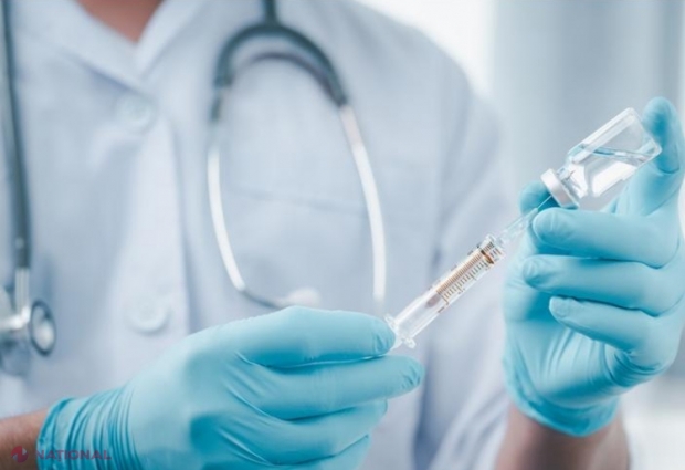 STUDIU // Anticorpii vaccinului Pfizer scad de zece ori după șapte luni de la prima doză