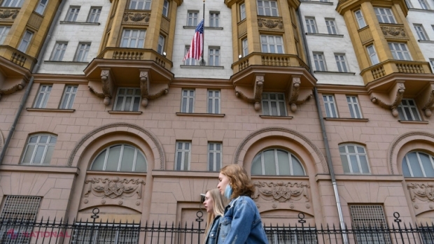 Ambasada SUA la Moscova anunţă că își reduce serviciile consulare. Motivul: o decizie luată de Vladimir Putin