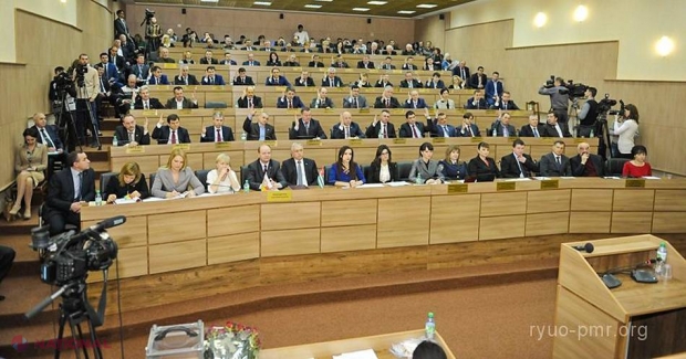 RISE Moldova // „Sherif”-ii din așa-zisul soviet suprem de la Tiraspol: Fiecare al treilea „deputat” are sau conduce afaceri