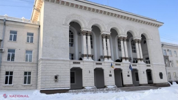 Chișinău: Chiriașul care a omorât proprietara apartamentului pe care l-a închiriat, condamnat la zece ani de pușcărie