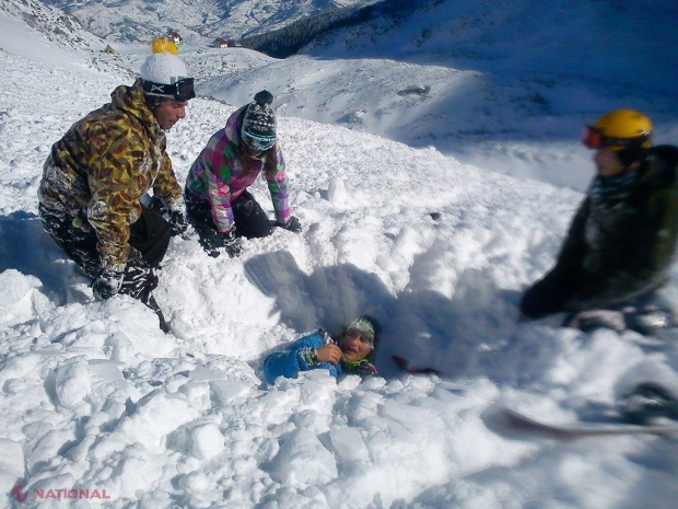 AVALANŞĂ în Alpii austrieci - Cel puţin cinci morţi şi 13 răniţi 