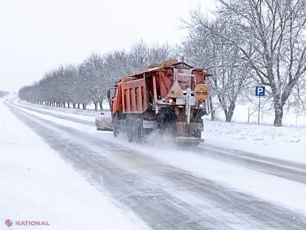 ASD a suplinit stocurile de material antiderapant, sare tehnică și a instalat parazăpezi pe drumurile publice naționale: 500 de unități de mașini și utilaje rutiere, gata să intervină în caz de ninsori