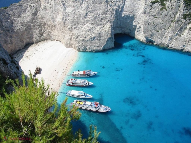 ADIO vacanţe în Grecia?Ce te aşteaptă dacă ţi-ai programat vacanța pe insulele elene