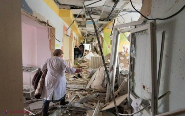 Ucraina acuză Rusia că a folosit arme CHIMICE în Mariupol: Batalionul Azov vorbește de o ”substanță otrăvitoare” aruncată din dronă care provoacă insuficiență respiratorie