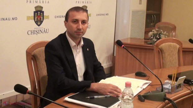 Silvia Radu s-a pomenit cu Igor Gamrețchi în Primărie. Acesta a venit însoțit de un executor judecătoresc. „A venit să-mi spună să RESPECT hotărârea instanței”
