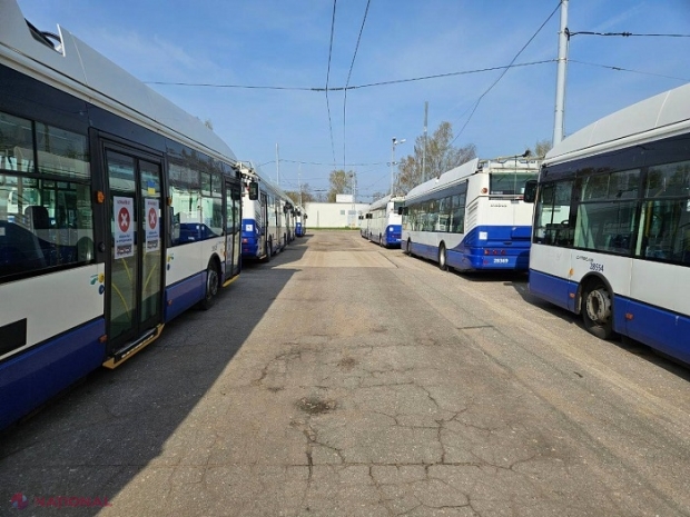 Regim special de circulație pentru transportul public din Chișinău de Paște și Paștele Blajinilor: Rutele de troleibuze și autobuze care vor circula toată noaptea pe 5 mai și cele care vor merge gratuit spre cimitirul „Sfântul Lazăr” pe 12 și 13 mai