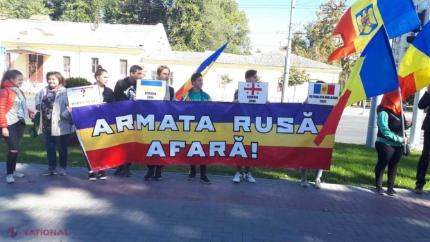 FOTO // „La mulți ani, plecați acasă”: Scrisoare de la unioniștii din R. Moldova pentru Vladimir Putin