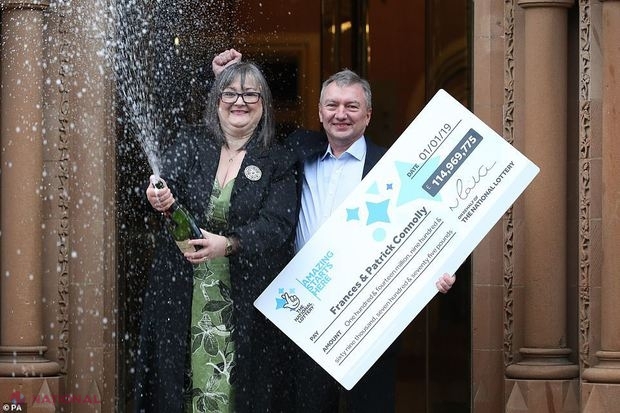 Gest SURPRINZĂTOR al unui cuplu din Irlanda de Nord după ce a aflat că este câştigătorul marelui premiu al Loteriei Naţionale